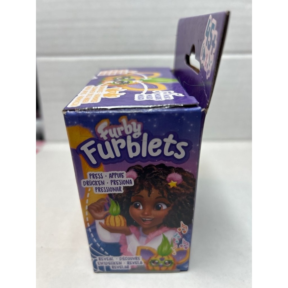 Furby Furbies Boo-Kin Toy - Picture 4 of 5
